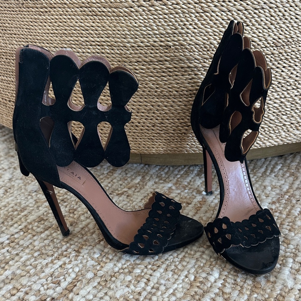 Alaia Black Sculpted Cutout Heels